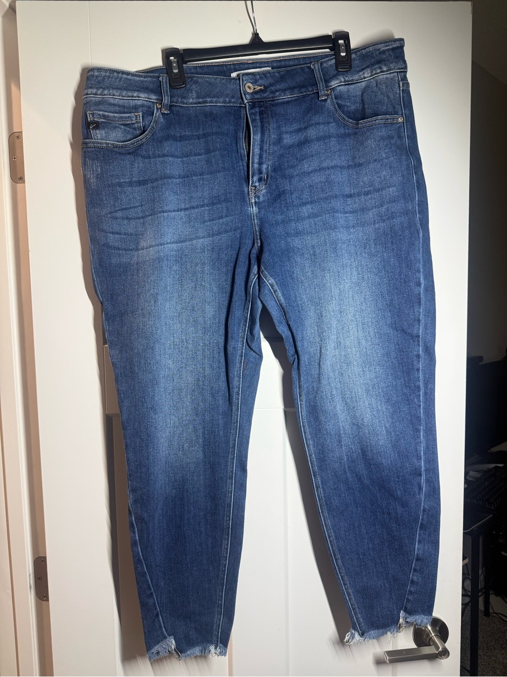 KanCan Medium Blue Ankle Crop Jeans with Raw Hem
